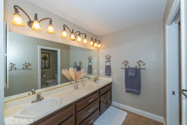 Detail Gallery Image 23 of 59 For 23456 Continental Way, Canyon Lake,  CA 92587 - 3 Beds | 2 Baths