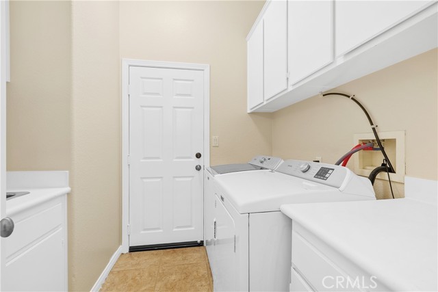 Detail Gallery Image 28 of 39 For 1195 Pamplona, Riverside,  CA 92508 - 4 Beds | 3/1 Baths