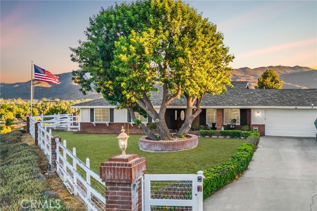 21255 Cielo Vista Way, Wildomar CA: https://media.crmls.org/medias/1566efeb-557e-46e4-bed3-bcdb9c6d6fd4.jpg