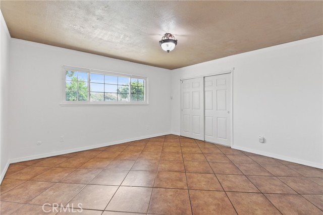 Detail Gallery Image 13 of 24 For 9783 Encina, Bloomington,  CA 92316 - 3 Beds | 2 Baths