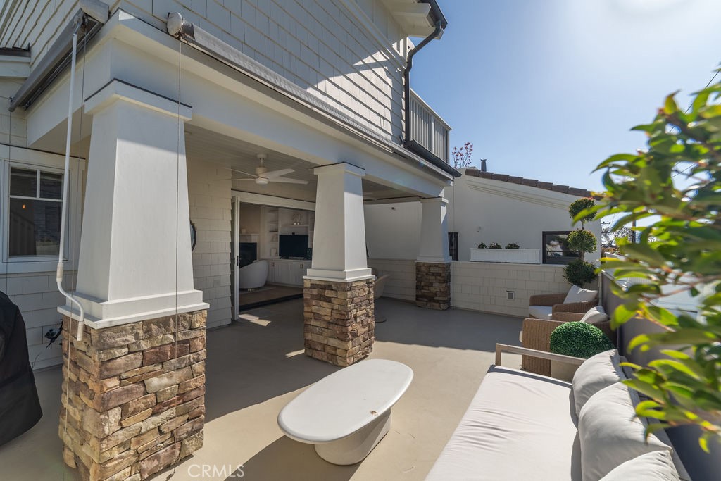 MLS #OC25225888 image #32