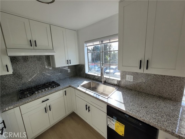 Detail Gallery Image 10 of 31 For 15004 Nordhoff #203,  North Hills,  CA 91343 - 2 Beds | 2 Baths