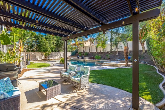 Detail Gallery Image 9 of 51 For 32447 Cassino Ct, Temecula,  CA 92592 - 5 Beds | 3 Baths