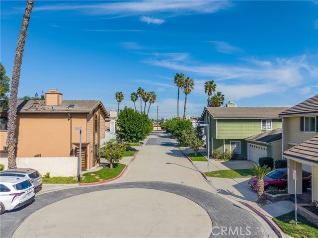 Image 31 of 41 For 3819 Foster Avenue