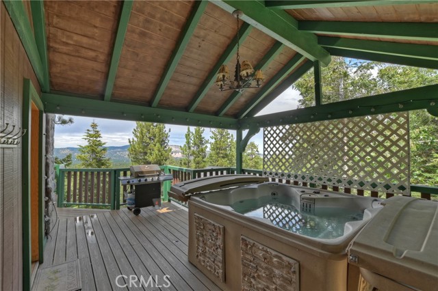 Detail Gallery Image 17 of 50 For 1377 La Crescenta Dr, Big Bear City,  CA 92314 - 3 Beds | 3/1 Baths