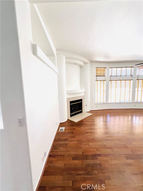 38445 Via Taffia, Murrieta CA: https://media.crmls.org/medias/15697619-30ca-4e69-b24d-1372782614bf.jpg