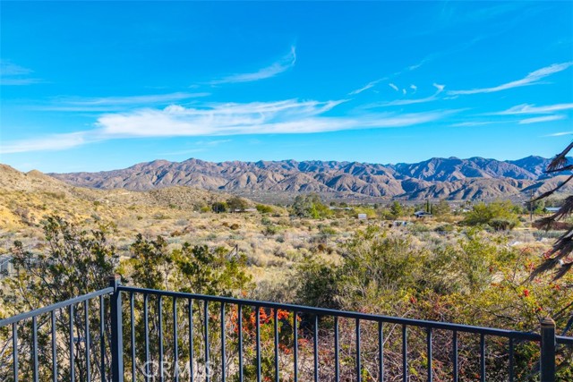Detail Gallery Image 17 of 52 For 50720 Panorama, Morongo Valley,  CA 92256 - 3 Beds | 3 Baths