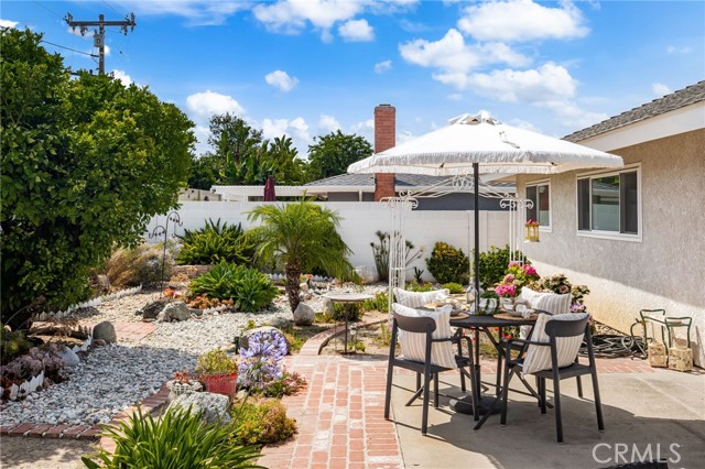 651 Lemke Drive, Placentia CA: https://media.crmls.org/medias/156ba1fe-1ba4-4625-b69c-2483b136d058.jpg
