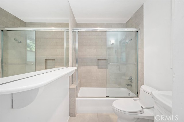 Detail Gallery Image 10 of 24 For 350 Y Pl #D,  Laguna Beach,  CA 92651 - 1 Beds | 1 Baths