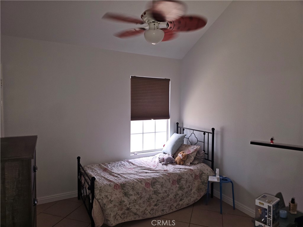 https://media.crmls.org/medias/156bbce8-dd49-4900-b377-d51fcad2e5d8.jpg?preset=X-Large