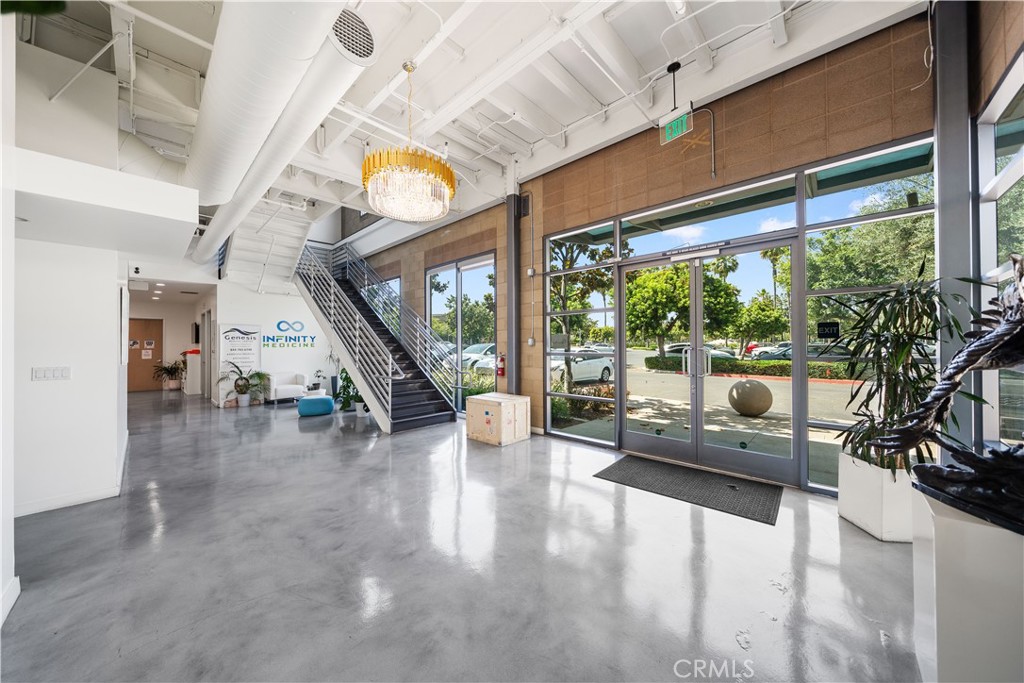 MLS #OC25143028 img 23