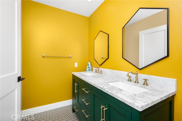 Detail Gallery Image 47 of 53 For 22455 Needles St, Chatsworth,  CA 91311 - 4 Beds | 3 Baths