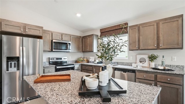 Detail Gallery Image 25 of 38 For 1902 Warwick St, San Jacinto,  CA 92582 - 4 Beds | 3 Baths