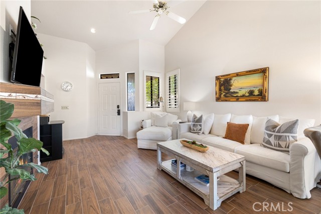 41961 Preston Trail, Palm Desert CA: https://media.crmls.org/medias/156d4edc-3d1d-4db0-be72-d7c7a5b8fa5f.jpg