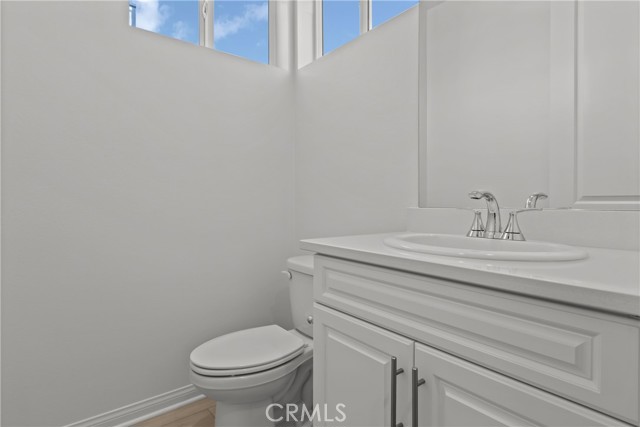 1661 W Broadway Lane, Anaheim CA: https://media.crmls.org/medias/156dad2c-44b9-49d8-9839-d4f9aff58a9c.jpg