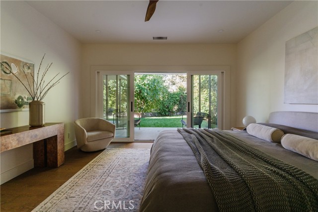 2201 N Hobart Boulevard, Los Angeles CA: https://media.crmls.org/medias/156df0ed-d49a-4631-b0f6-d67516677052.jpg