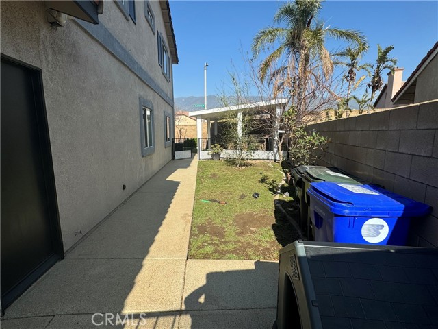 Entry way to back yard
