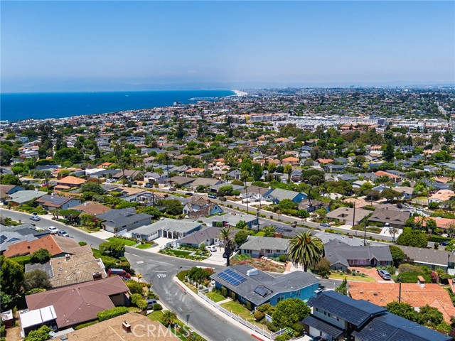 246 Via Los Miradores, Redondo Beach CA: https://media.crmls.org/medias/156e8a65-b149-4379-84dd-ca50f432d9ff.jpg