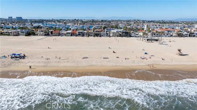 1510 W Oceanfront, Newport Beach CA: https://media.crmls.org/medias/156eacfc-cac1-4f03-9b65-69932ec81058.jpg