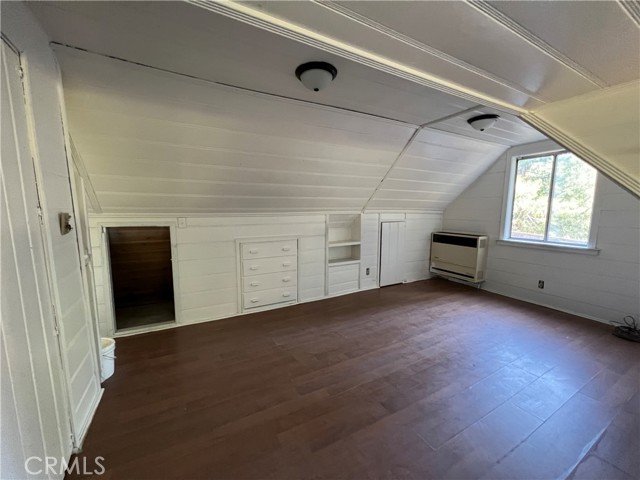 Detail Gallery Image 19 of 22 For 782 N Village, Crestline,  CA 92325 - 3 Beds | 1/1 Baths
