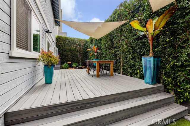 Detail Gallery Image 40 of 42 For 1924 Ruhland Ave #B,  Redondo Beach,  CA 90278 - 3 Beds | 2/1 Baths