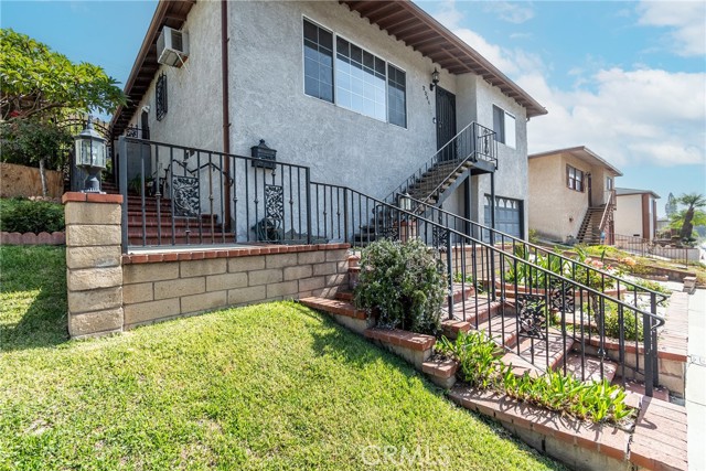 Detail Gallery Image 7 of 31 For 2244 Thelma Ave, Los Angeles,  CA 90032 - 3 Beds | 2 Baths