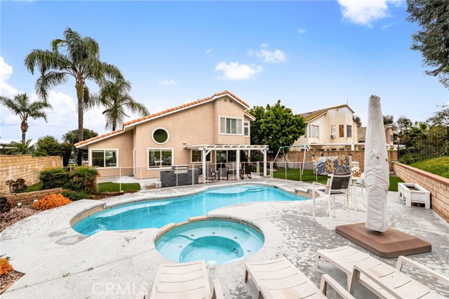 Image 1 of 54 For 16727 Lake Knoll