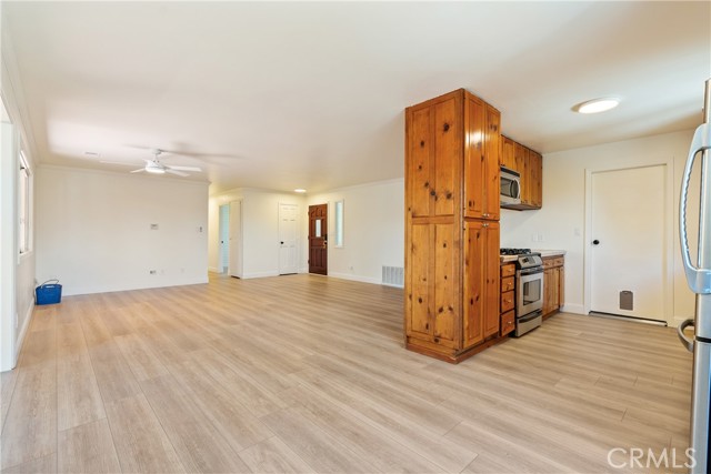 Detail Gallery Image 6 of 49 For 830 Lincoln Ave, Templeton,  CA 93465 - 4 Beds | 3 Baths