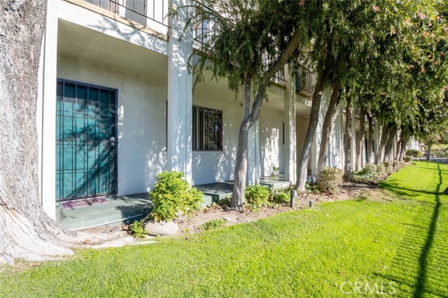 Detail Gallery Image 4 of 18 For 10749 New Haven St #18,  Sun Valley,  CA 91352 - 1 Beds | 1 Baths