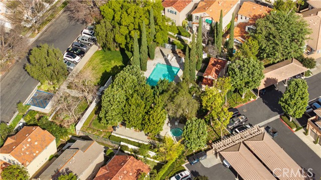 Detail Gallery Image 34 of 38 For 13050 Arborwalk Ln, Tustin,  CA 92782 - 3 Beds | 2/1 Baths