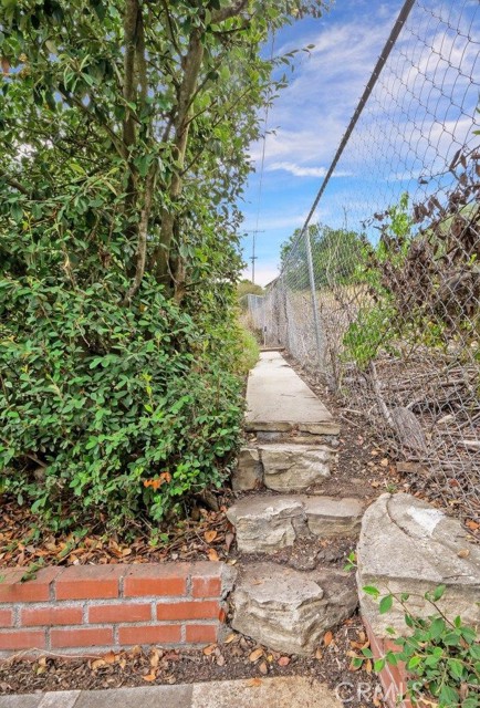 27045 Shorewood Road, Rancho Palos Verdes, California 90275, 3 Bedrooms Bedrooms, ,2 BathroomsBathrooms,Residential,For Sale,Shorewood,PV25144172