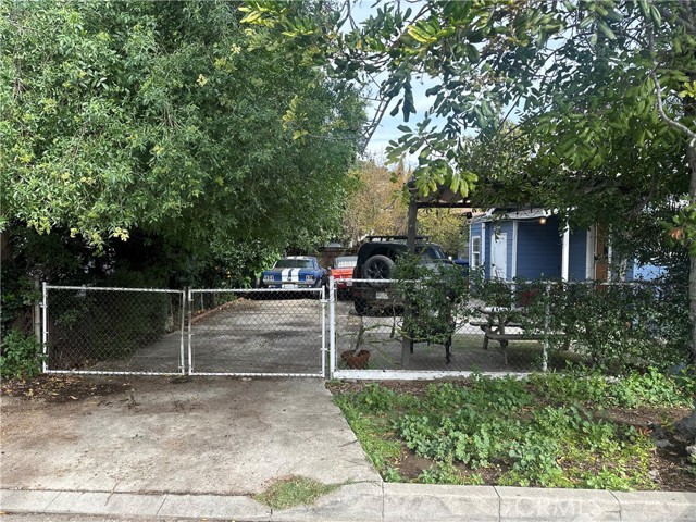 Detail Gallery Image 18 of 21 For 2703 Lincoln Park, Los Angeles,  CA 90031 - 3 Beds | 1 Baths