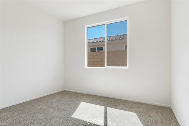 Detail Gallery Image 20 of 26 For 13743 Mesa View Dr, Victorville,  CA 92392 - 5 Beds | 2 Baths