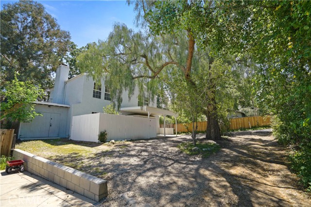 6143 Wisteria Street photo 2