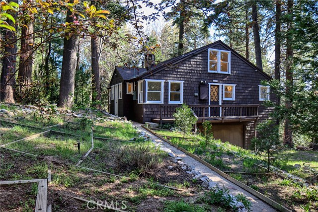 Detail Gallery Image 1 of 43 For 689 Burnt Mill Rd, Lake Arrowhead,  CA 92352 - 3 Beds | 1 Baths