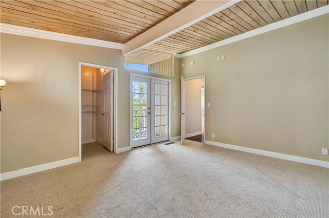 Detail Gallery Image 18 of 32 For 5102 Medina Rd, Woodland Hills,  CA 91364 - 2 Beds | 2 Baths