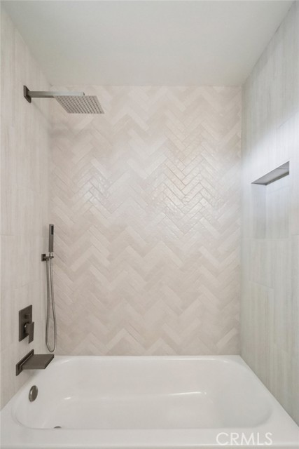 Detail Gallery Image 36 of 74 For 27 New Meadow, Irvine,  CA 92614 - 4 Beds | 2/1 Baths