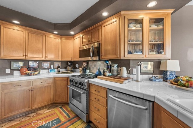 Detail Gallery Image 2 of 39 For 31349 Deer Lick, Running Springs,  CA 92382 - 3 Beds | 2 Baths