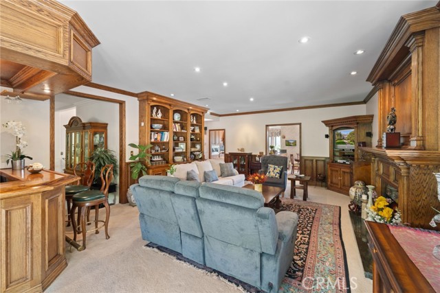 29628 Woodbrook Dr, Agoura Hills CA: https://media.crmls.org/medias/15736820-05f0-4d92-8c56-630c48bb31f1.jpg
