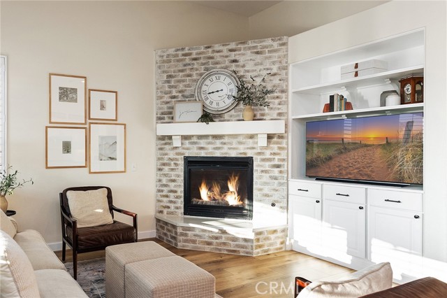 7476 Sequoia Lane, Highland CA: https://media.crmls.org/medias/1574a8aa-a101-434c-b146-a6dfe752a143.jpg