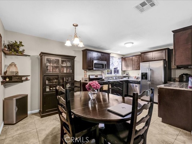 10316 S San Pedro Street, Los Angeles CA: https://media.crmls.org/medias/15751598-cca4-45e2-a5ca-6c74b5019b45.jpg
