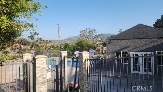 Detail Gallery Image 18 of 19 For 18209 Sierra #5,  Canyon Country,  CA 91351 - 2 Beds | 2 Baths