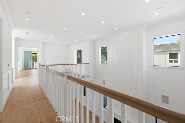 Detail Gallery Image 45 of 59 For 1405 Oak Ave, Manhattan Beach,  CA 90266 - 4 Beds | 4/1 Baths