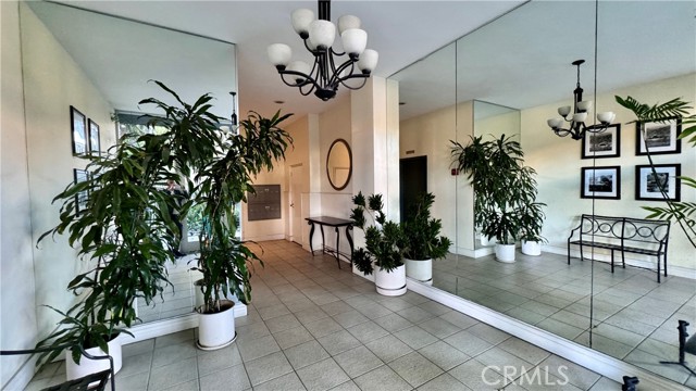Detail Gallery Image 26 of 34 For 645 Westmount Dr #211,  West Hollywood,  CA 90069 - 1 Beds | 1 Baths