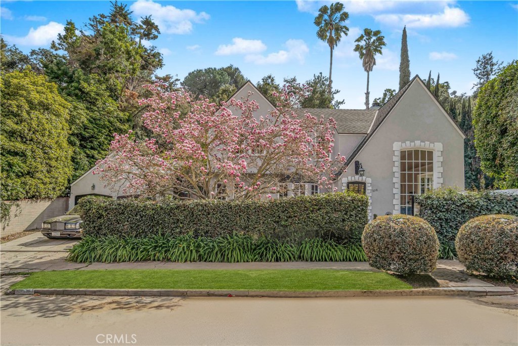 3158 Oakshire Drive