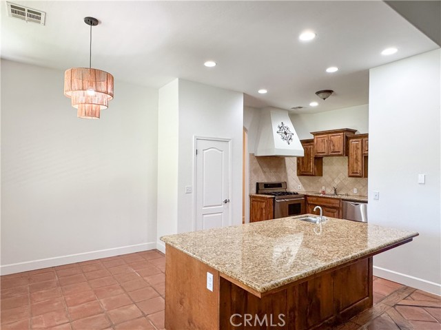 Detail Gallery Image 24 of 61 For 12011 Manorwood St, Bakersfield,  CA 93311 - 4 Beds | 2/1 Baths