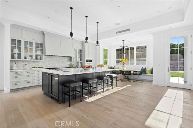 Detail Gallery Image 24 of 56 For 4509 Noeline Ave, Encino,  CA 91436 - 6 Beds | 6/1 Baths