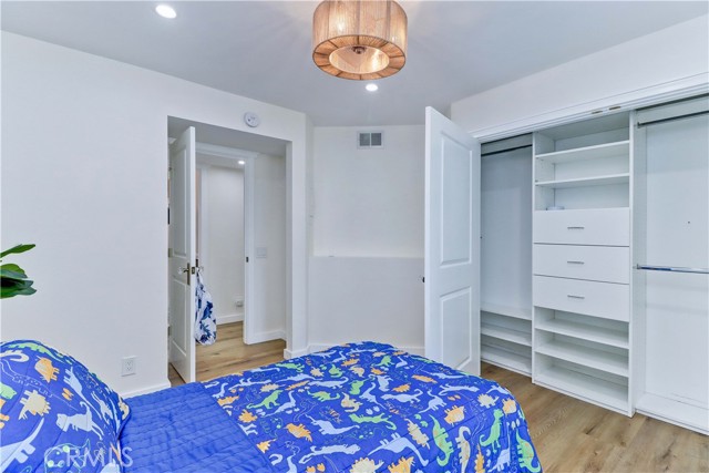 40 Lobelia, Rancho Santa Margarita CA: https://media.crmls.org/medias/1577bf8f-0934-4b44-80e7-a28708992a52.jpg