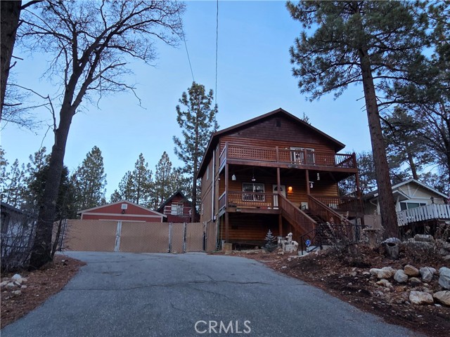 Detail Gallery Image 4 of 8 For 879 Spruce, Sugarloaf,  CA 92386 - 3 Beds | 2/1 Baths