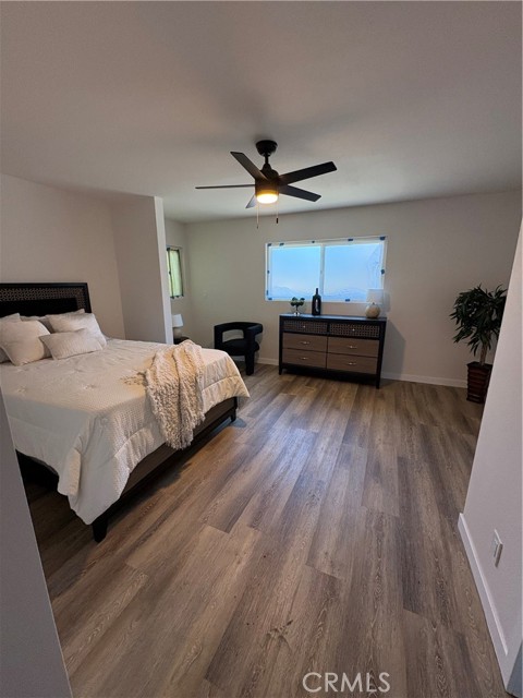1526 W 54th Street, Los Angeles CA: https://media.crmls.org/medias/157956a1-4749-4d1e-bcb8-578a64e1386f.jpg